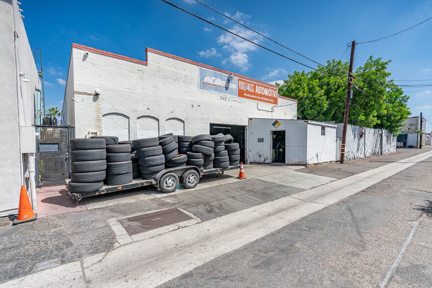 More Photos Of 242 W Commonwealth Ave, Fullerton Auto Repair For Sale