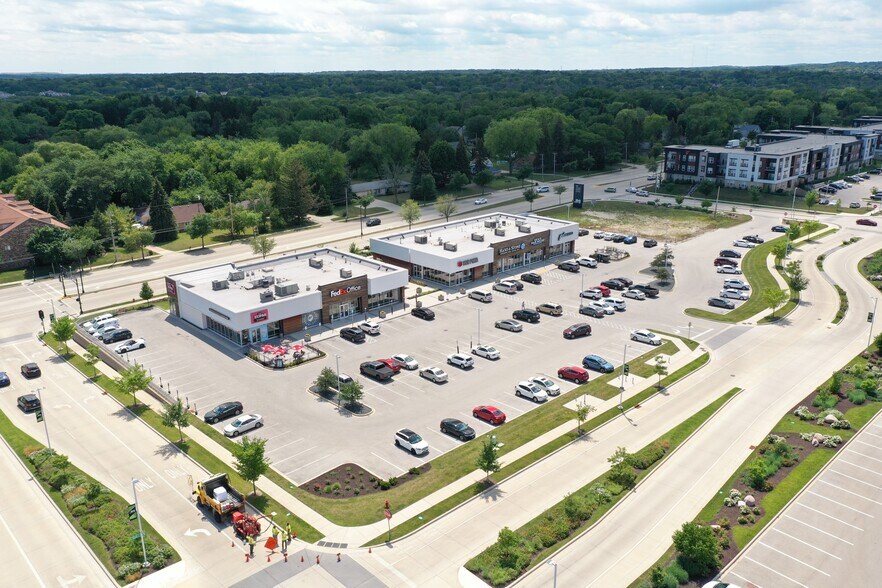 More Photos Of 8680 Sura Ln, Greenfield Unknown For Lease