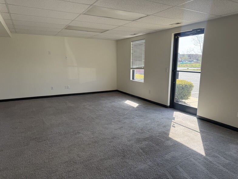 More Photos Of 1021 Technology Dr, Indian Trail Flex For Lease