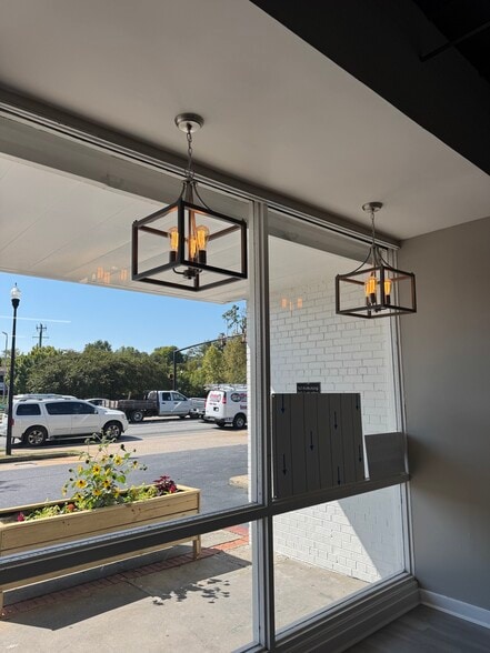 More Photos Of 2107-2115 Wynnton Rd, Columbus Unknown For Lease