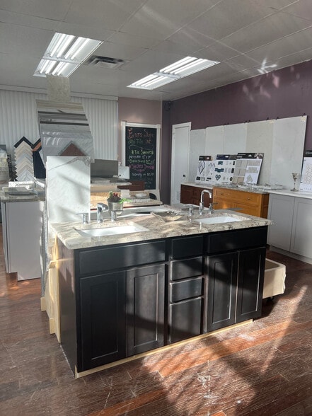 More Photos Of 5400 Brookpark Rd, Cleveland Manufacturing For Lease