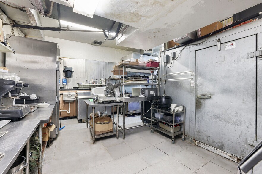 More Photos Of 4019 S Le Jeune Rd, Coral Gables Restaurant For Sale