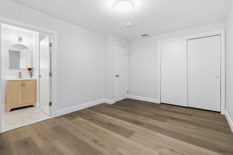 More Photos Of 43 Orient St, Worcester Multifamily For Sale