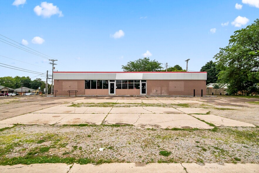 More Photos Of 324 N Main St, New Carlisle Restaurant For Sale