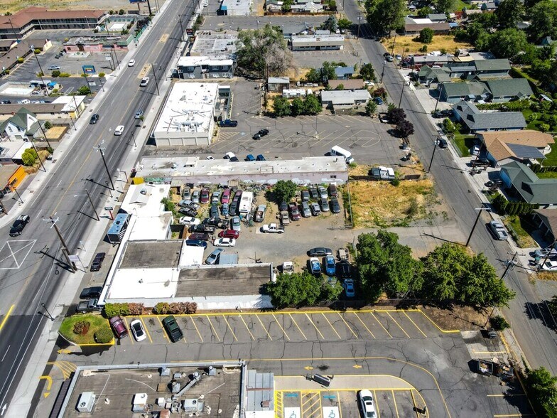 More Photos Of , Yakima General Retail For Sale