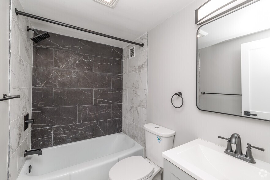 More Photos Of 770 James St, Syracuse Apartments For Sale