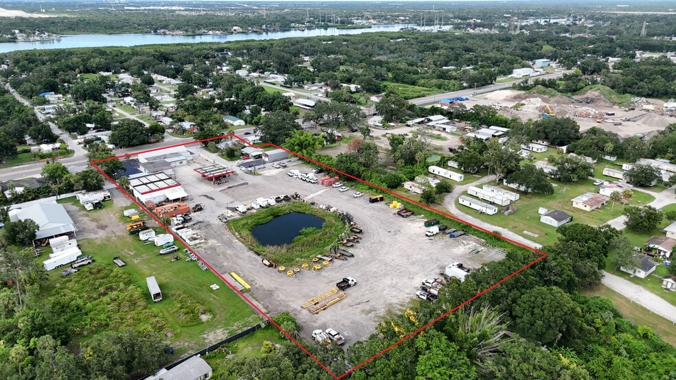 More Photos Of 7001 Gibsonton Dr, Gibsonton Manufacturing For Sale