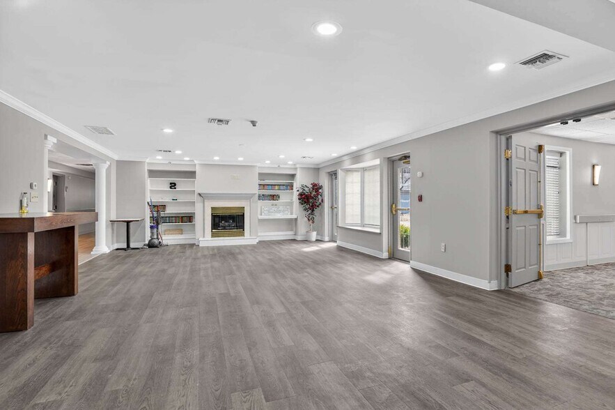 More Photos Of 296 Dinnerbell Rd, Butler Skilled Nursing Facility For Sale