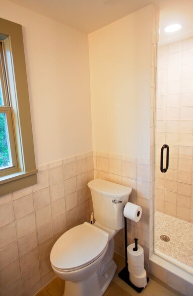 More Photos Of 521 SE 2nd St, Ocala Office For Lease