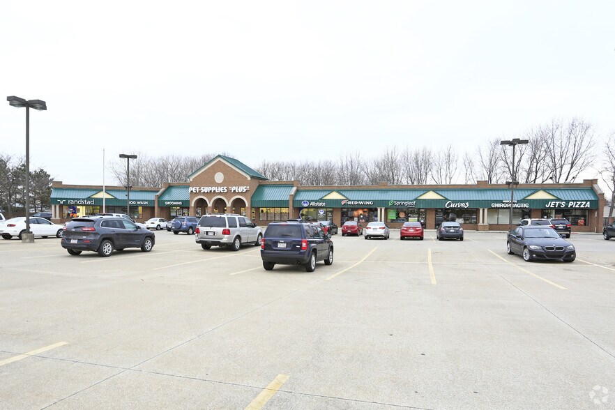 More Photos Of 7554-7580 Pearl Rd, Middleburg Heights Storefront Retail Office For Sale