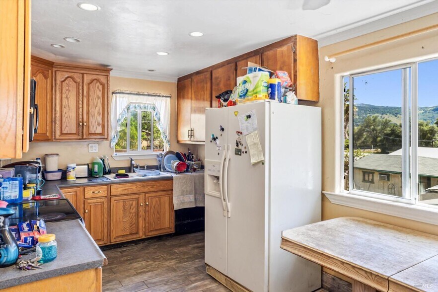 More Photos Of 31211 Highway 128, Cloverdale Apartments For Sale