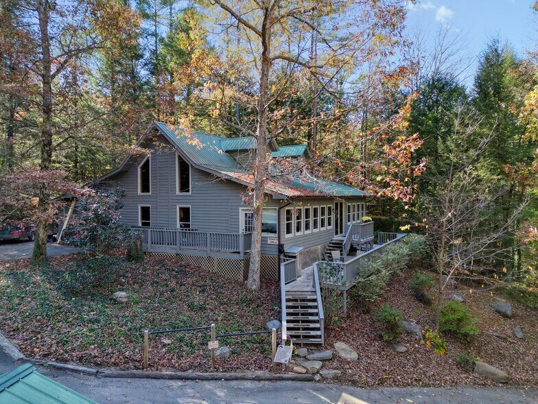 More Photos Of 400 Mulberry Gap Rd, Ellijay Hospitality For Sale