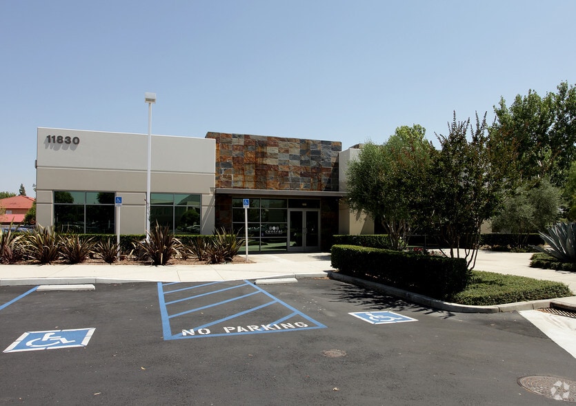 More Photos Of 11830 Pierce St, Riverside Office For Sale