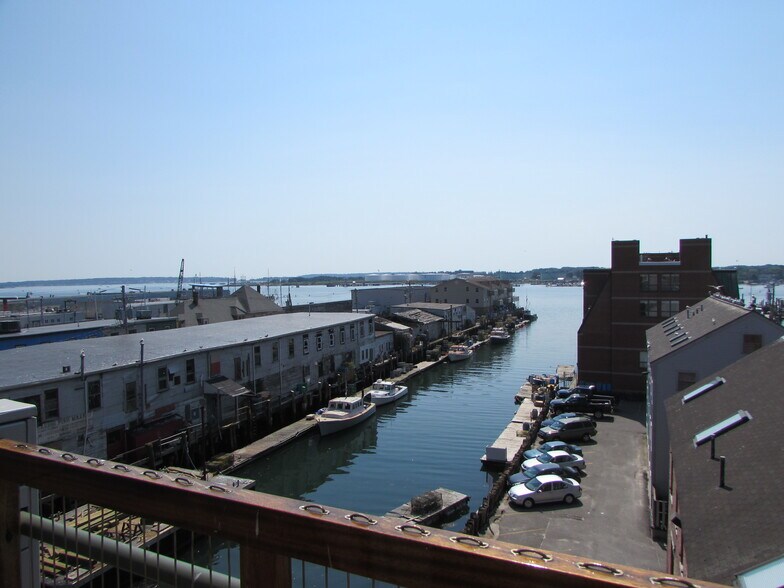 More Photos Of 100 Commercial St, Portland Office For Lease