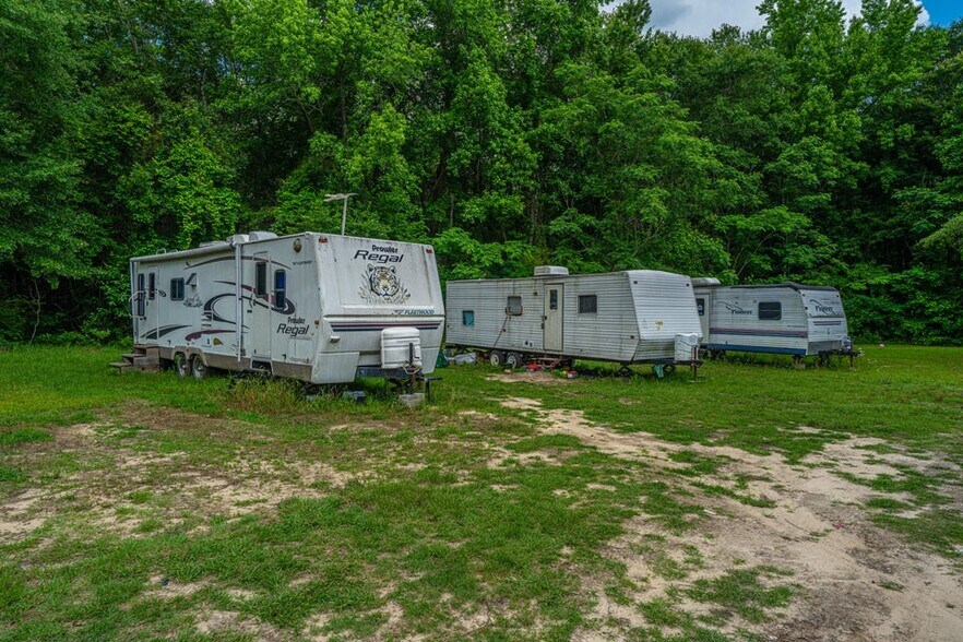 More Photos Of 1267 Trojan Rd, Cross Convenience Store For Sale