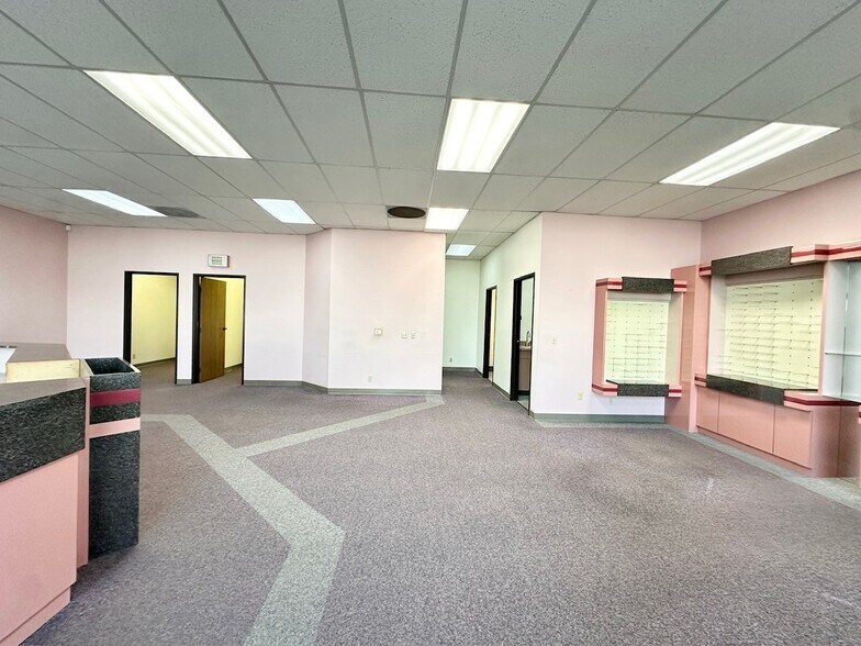 More Photos Of 18617 Gale Ave, City Of Industry Medical For Lease