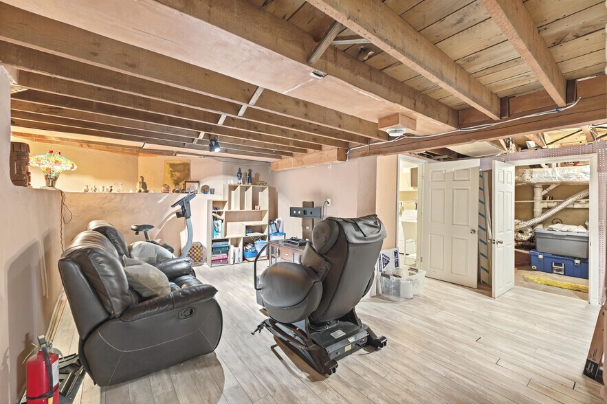 More Photos Of 982 Mineral Spring Ave, North Providence Office For Sale