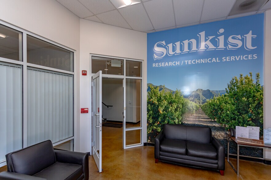 More Photos Of 10730 Bell Ct, Rancho Cucamonga Warehouse For Lease