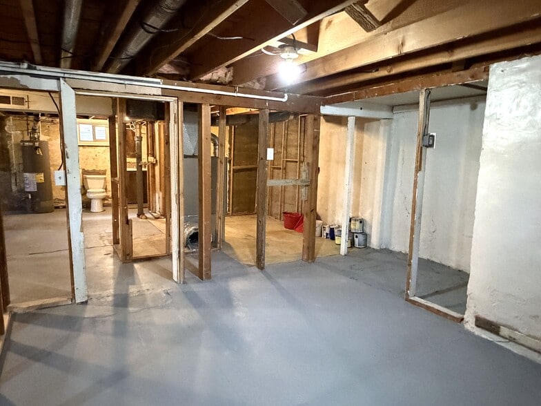 More Photos Of 5 Swope Ave, Colorado Springs Office For Sale