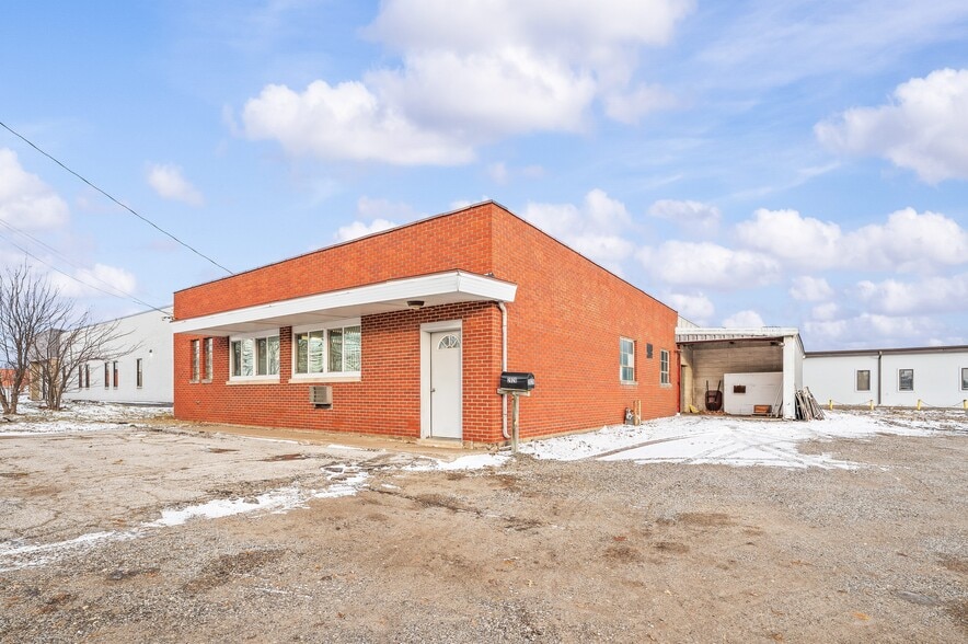 More Photos Of 2028 Washington Ave, Saint Joseph Warehouse For Sale