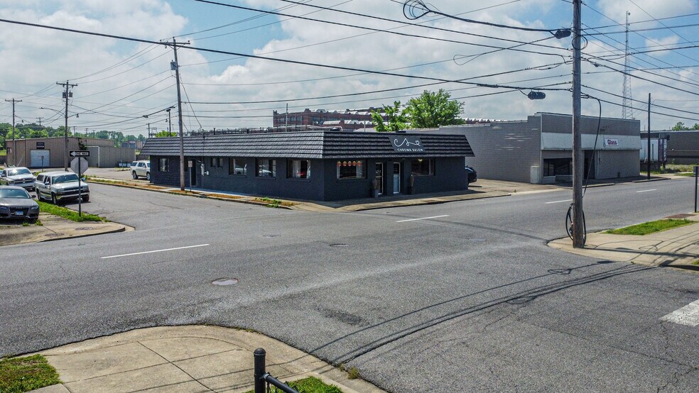 More Photos Of 1200 Broadway St, Paducah Office For Sale