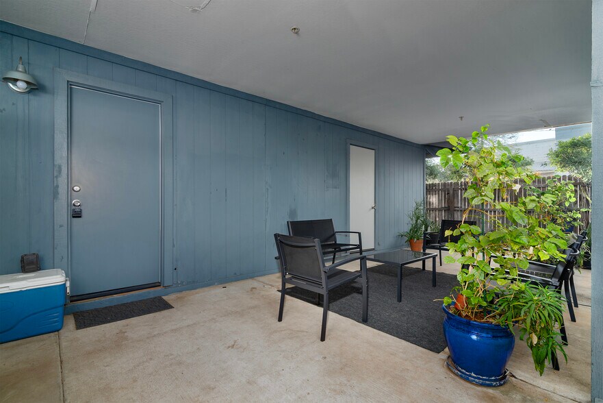 More Photos Of 822 E Montecito Ave, Phoenix Apartments For Sale