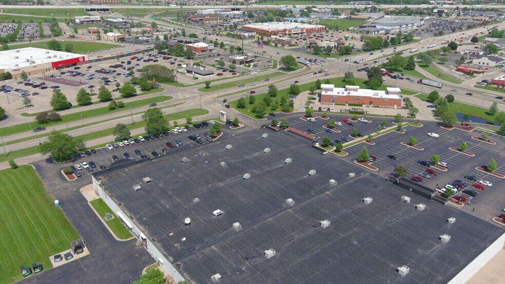 More Photos Of 3023 Milton Ave, Janesville Freestanding For Lease