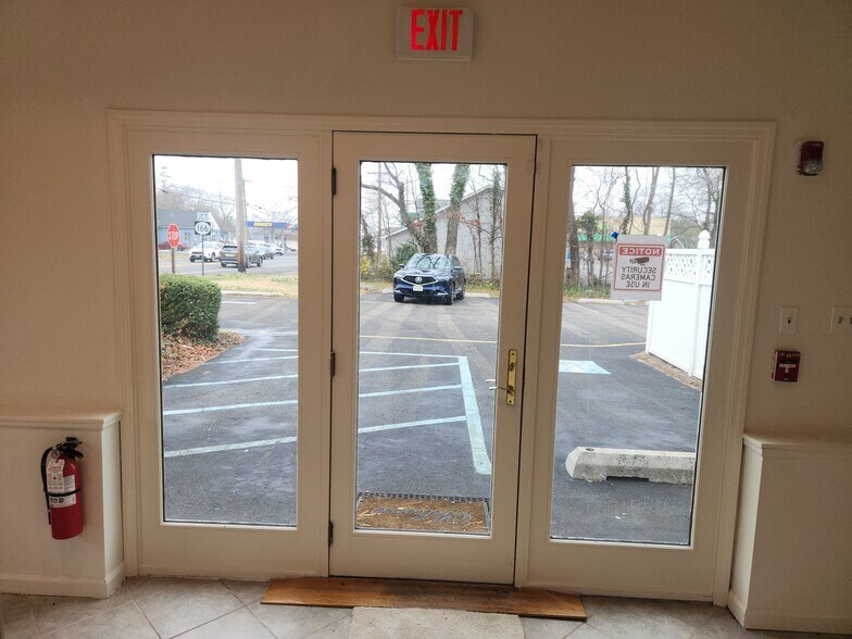 More Photos Of 617 Atlantic City Blvd, Beachwood Office For Lease