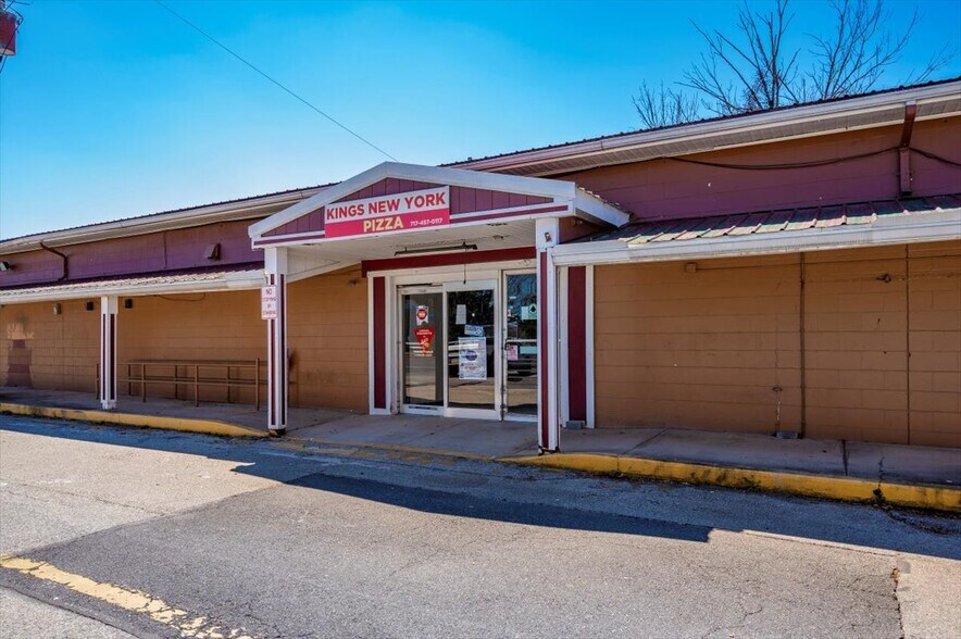 More Photos Of 100 W Main St, Fairfield Freestanding For Sale