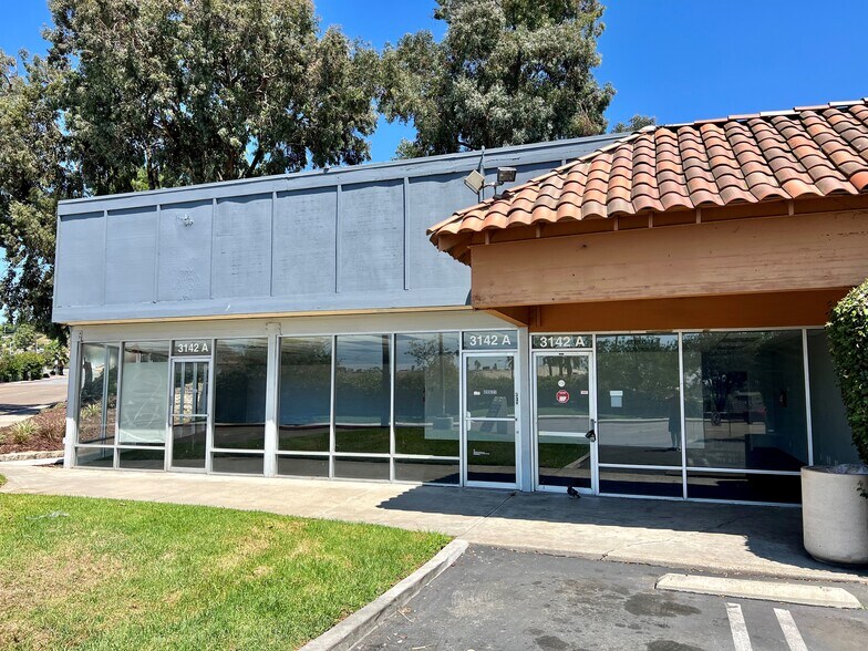 More Photos Of 3100-3142 Plaza Blvd, National City Unknown For Lease