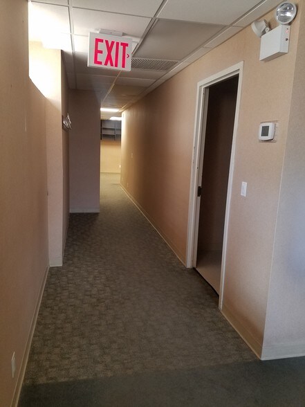 More Photos Of 5676-5678 Riverdale Ave, Bronx Office For Lease