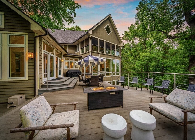 More Photos Of 390 Saddleback Knl, Nellysford Specialty For Sale