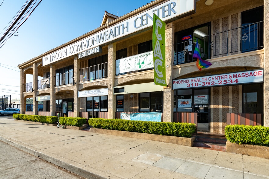 More Photos Of 122 Lincoln Blvd, Venice Office For Lease