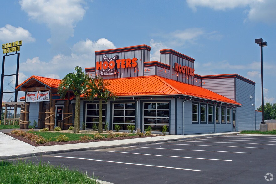 More Photos Of 6401 Rogers Ave, Fort Smith Restaurant For Sale