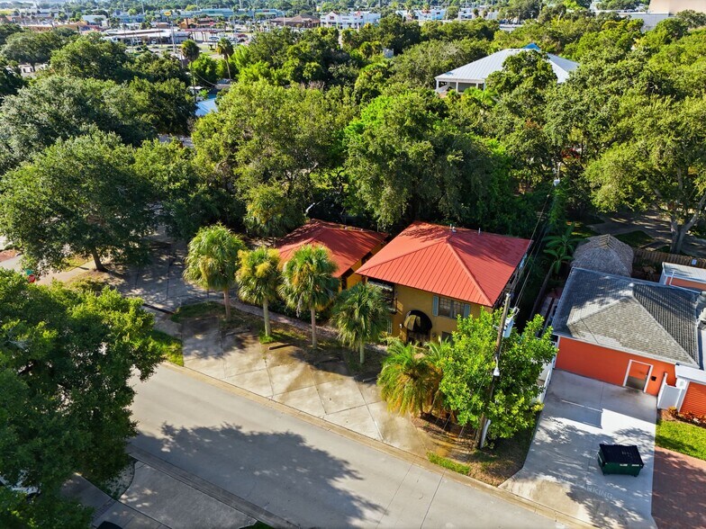 More Photos Of 123 Tangerine Ave, Merritt Island Office For Sale
