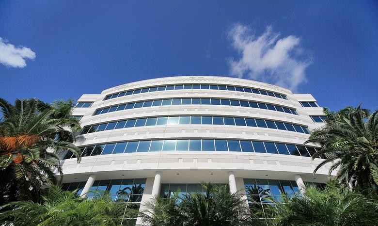 More Photos Of 5200 Waterford District Dr, Miami Unknown For Lease