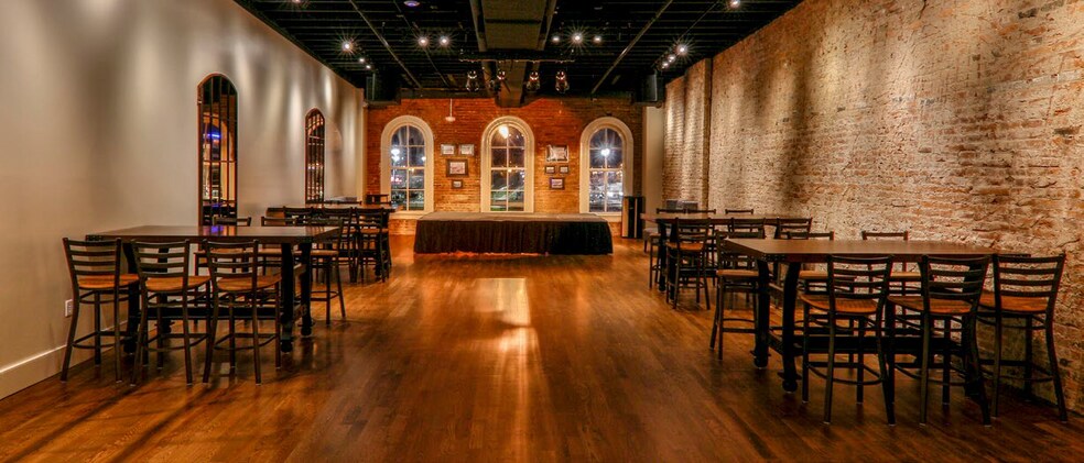 More Photos Of 110 2nd Ave N, Nashville Storefront For Sale