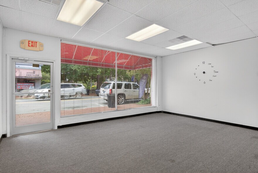 More Photos Of 126 N Main St, Warrenton Medical For Lease