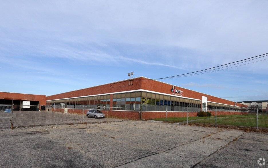 Primary Photo Of 745 Jefferson Blvd, Warwick Manufacturing For Lease