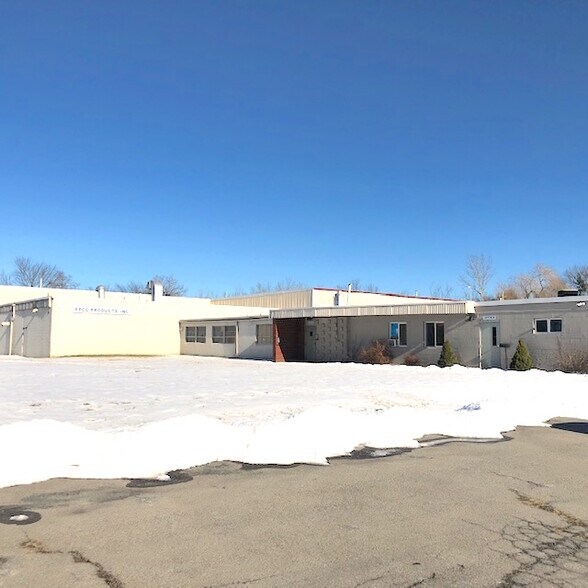 More Photos Of 63 Railroad Ave, Wallkill Warehouse For Lease