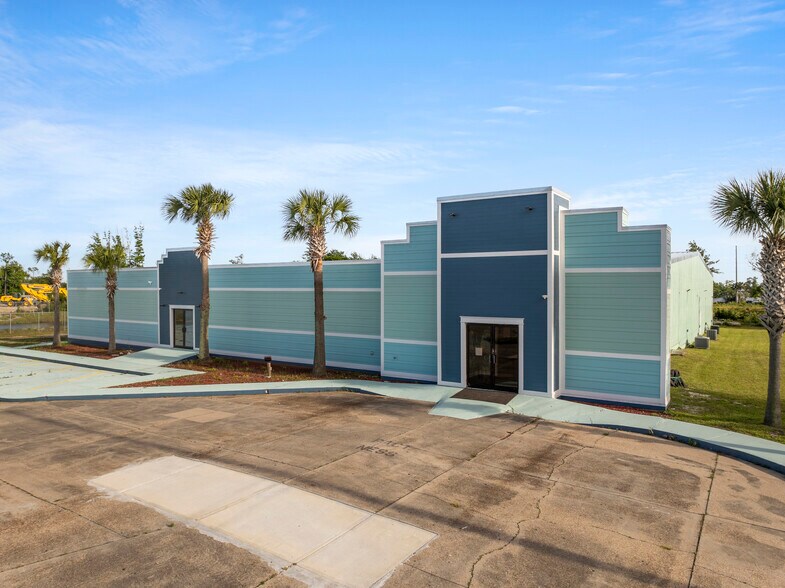 More Photos Of 5420 Hickory St, Panama City Office For Lease