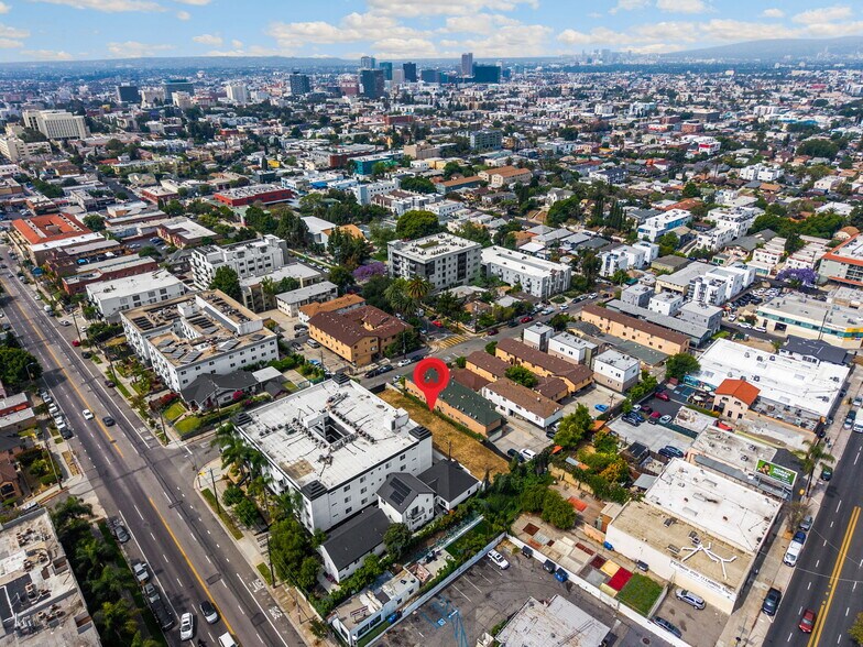 More Photos Of 2113 W Court St, Los Angeles Land For Sale