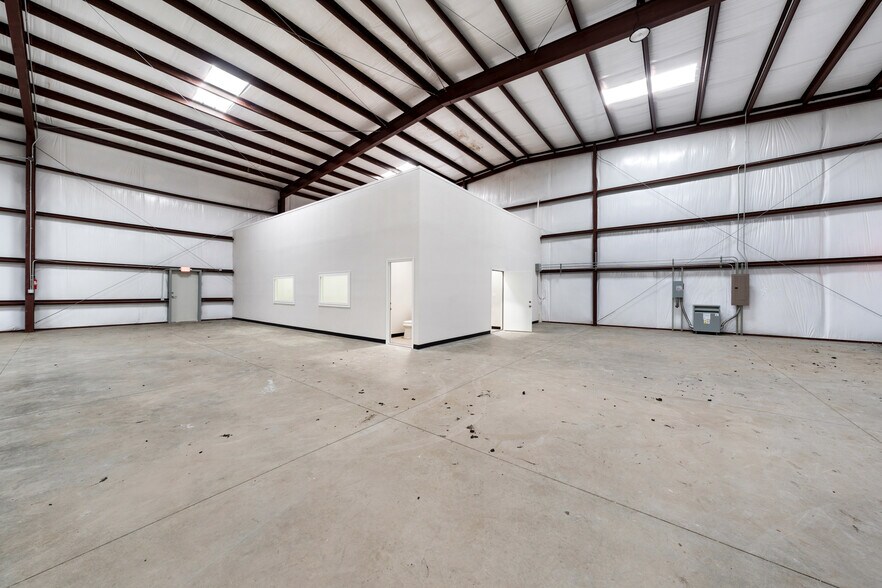 More Photos Of 1400 S State Hwy 78, Farmersville Industrial For Lease