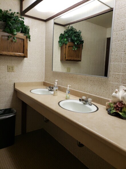 More Photos Of 9712 Fair Oaks Blvd, Fair Oaks Office For Lease