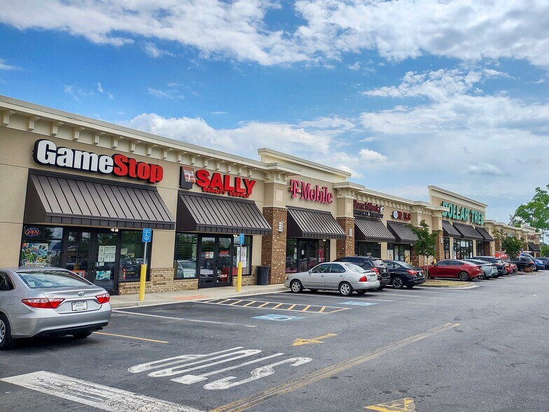 More Photos Of 4959-4990 Bill Gardner Pky, Locust Grove General Retail For Lease