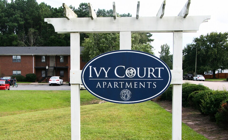 More Photos Of 3309 Landmark St, Greenville Apartments For Sale