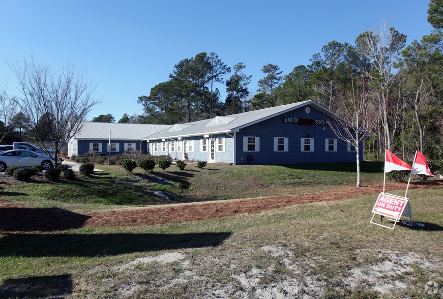Primary Photo Of 5 Silva Terra Dr, Wilmington Medical For Lease