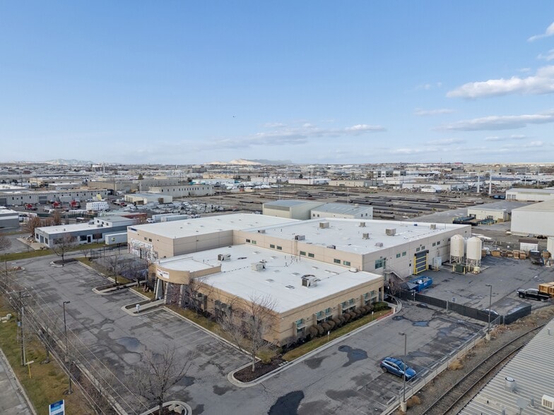 More Photos Of 2330-2350 W California Ave, Salt Lake City Unknown For Lease