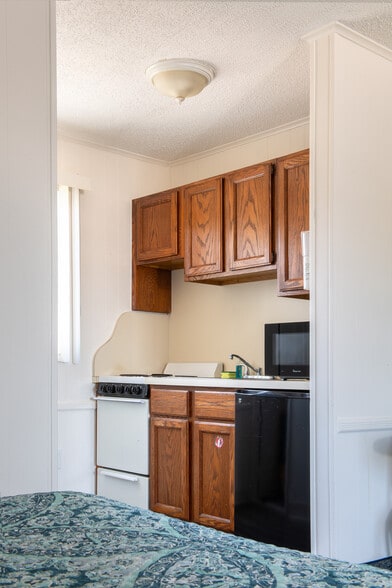 More Photos Of 1020 Boulevard, Seaside Heights Hotel For Sale