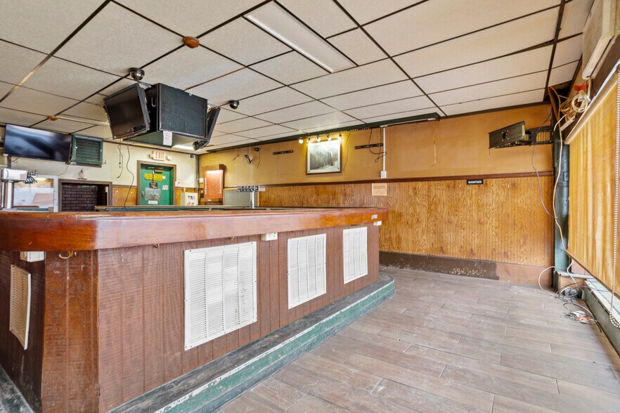 More Photos Of 2222 Macdade Blvd, Holmes Specialty For Sale